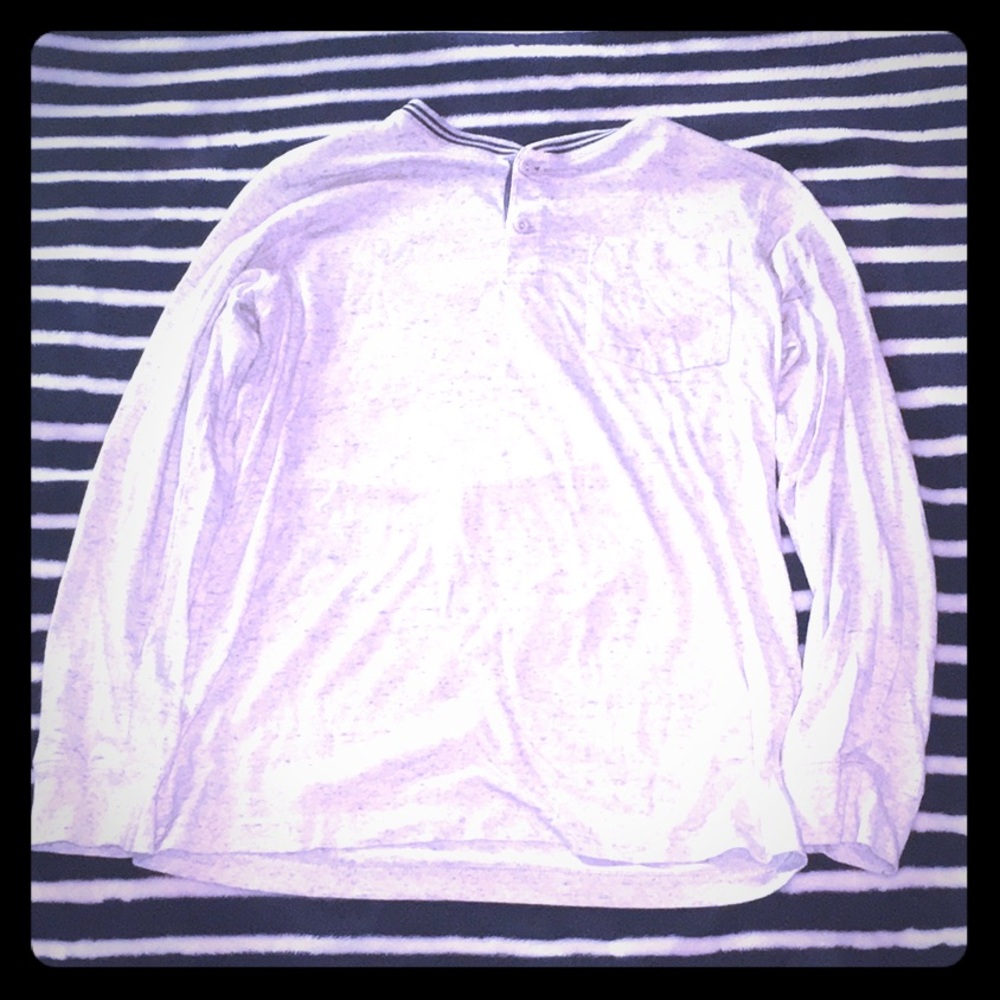 Long sleeve tee. (14/16)